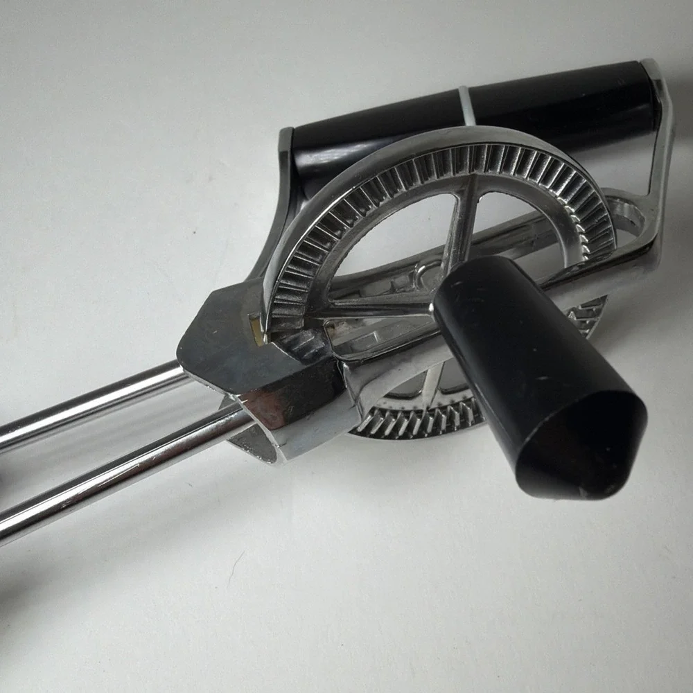Vintage Egg Beater Retro Hand Mixer Black Stainless Steel 1960's Kitchen